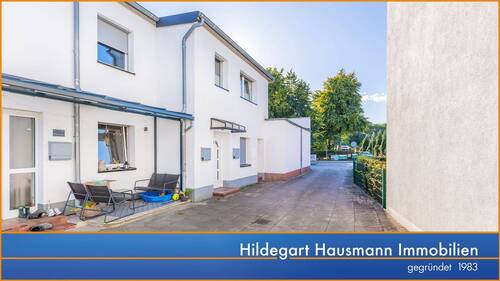 Hausansicht - Zentrales Wohnen in Norderstedt-Harksheide!