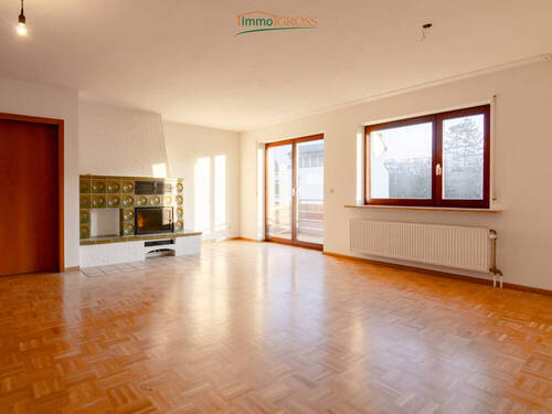 EG - Großzügiger Wohn- und Essbereich - 5 Zimmer Reihenendhaus in Lörrach