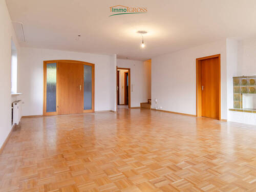 EG - Wohn- und Essbereich aus einer weiteren Perspektive - Reihenendhaus mit 158,10 m² in Lörrach zum Kaufen