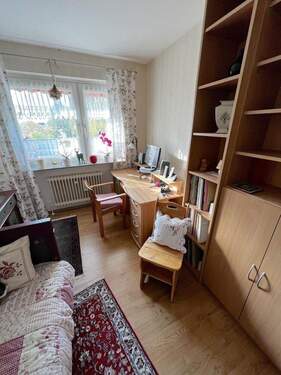 Kinderzimmer /Arbeitszimmer - 
