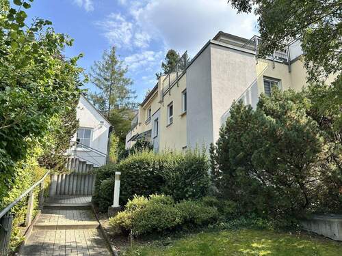 Außenansicht - Schöne Penthousewohnung mit 3 großen Terrassen + TG-Stpl. direkt am Plauener Stadtpark!