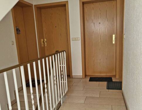 gepflegtes Treppenhaus - 