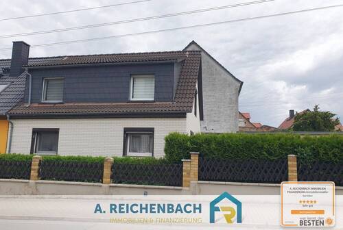 Hausansicht - Doppelhaushälfte mit separatem Bungalow in Eilenburg - Berg zu verkaufen! Ab mtl. 810,88 EUR Rate!