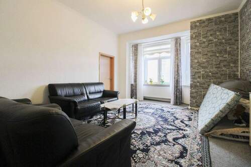 Wohnzimmer - 6 Zimmer Etagenwohnung zum Kaufen in Krefeld