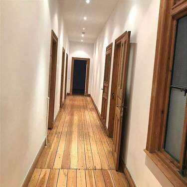 langer Flur - 3 Zimmer Etagenwohnung zur Miete in Hamburg