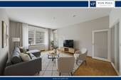 Wohnzimmer - Ruhige 2-Zimmer-Wohnung mit Balkon in Zehlendorf
