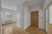 Eingangsbereich_Flur - 2 Zimmer Etagenwohnung in Berlin