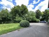 Auffahrt - 6 Zimmer Mehrfamilienhaus, Wohnhaus zum Kaufen in Steinenbronn