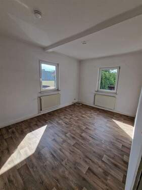 Zimmer 3 - Etagenwohnung mit 70,00 m² in Bad Staffelstein zur Miete