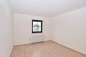 Schlafzimmer 1. OG - 