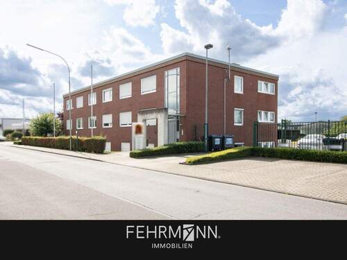 Vorschaubild - Gepflegtes Bürogebäude mit großer Freifläche in guter Lage von Ahaus
