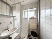 Badezimmer mit Dusche - Etagenwohnung mit 43,00 m&sup2; in Herne zum Kaufen