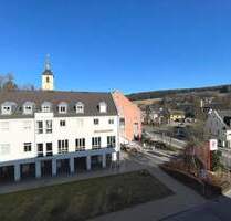 „Zentrumsnahes Wohnen am Statdtpark – 2 Zimmer,Küche, Bad mit Badewanne & TG-Stellplatz“ - Thalheim/Erzgebirge