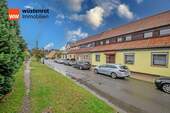 Straßenansicht 2 Kopie - 4 Zimmer Reihenmittelhaus zum Kaufen in Meuselwitz