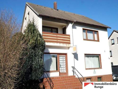 Vorderansicht links.jpg - Zweifamilienhaus bzw. Ladenlokal mit Wohnung in Bennigsen