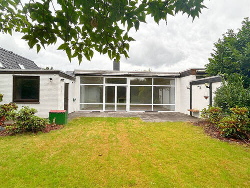 Garten - Gepflegte Doppelhaushälfte mit Garten und Garage