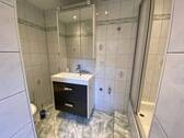 Bad mit Dusche (1) - 