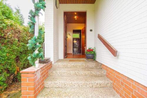 Eingangsbereich EG - 7 Zimmer Mehrfamilienhaus, Wohnhaus in Hamburg