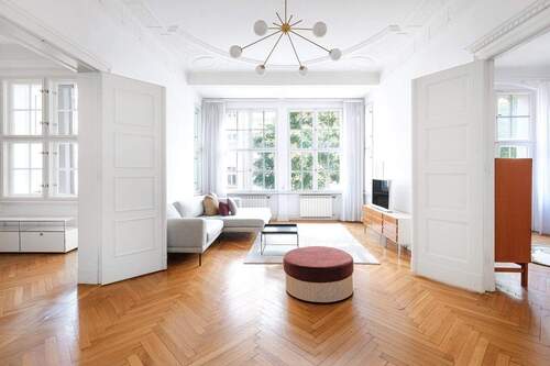 Zimmer 2 - Mondän wohnen in der Nähe zur Boxhagener Straße - Beletage im prachtvollen Berliner Denkmalaltbau