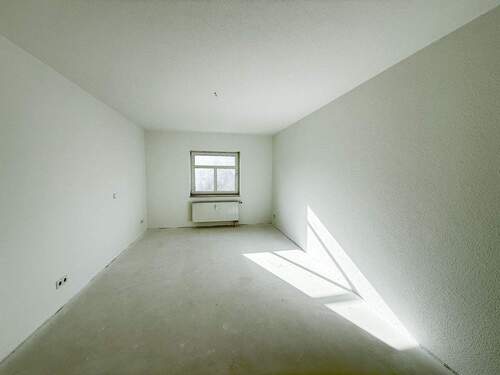 IMG_0857.jpg - Wir renovieren für Sie! - 520,00&nbsp;EUR Kaltmiete, ca.&nbsp; 87,10&nbsp;m&sup2;&nbsp;Wohnfl&auml;che