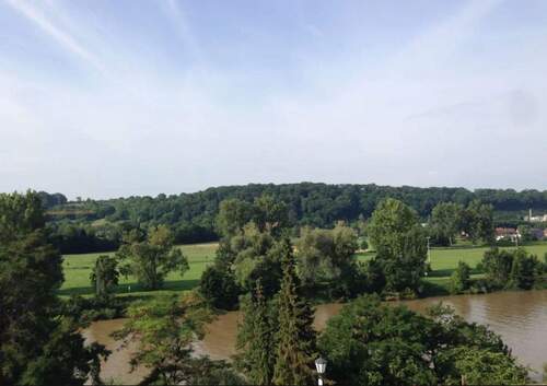 Ausblick - Dachgeschosswohnung mit Sonnenterrasse und Weitblick
