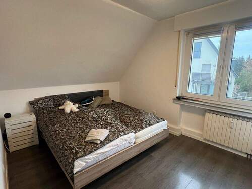 Großes Schlafzimmer im OG - 