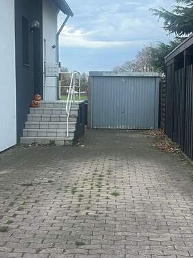 Garage und Hoffläche - Einfamilienhaus mit 151,00 m² in Bad Oeynhausen zum Kaufen