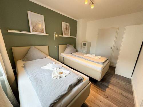 Bild 2 - 2 Zimmer Etagenwohnung zur Miete in Laatzen