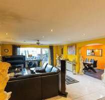 250 m² auf einer Ebene , separater Eingang, riesen Terrasse - Mannheim Käfertal