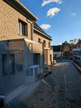 WhatsApp Image 2025-11-25 at 11.47.13 (2) - 