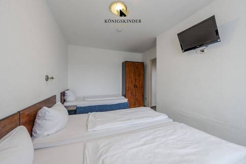Dreibettzmmer - Hotel, Pension, Gasthof in Stuttgart Stuttgart-Ost zum Kaufen