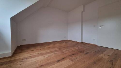 Zimmer1, Perspektive3 - 