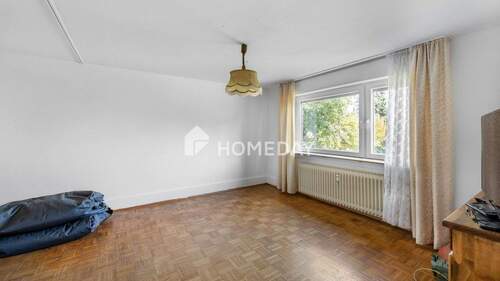EG Wohnzimmer 1 - Mehrfamilienhaus, Wohnhaus mit 335,00 m² in Pforzheim zum Kaufen
