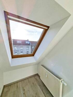 Großes Dachfenster mit Ausblick - 