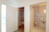 Abstellkammer - 