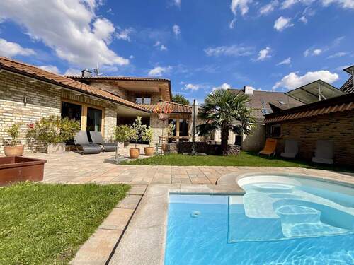 Bild 1 - Wohnen, wie andere Urlaub machen: Einfamilienhaus mit mediterranem Flair in ruhiger Lage von Weetzen