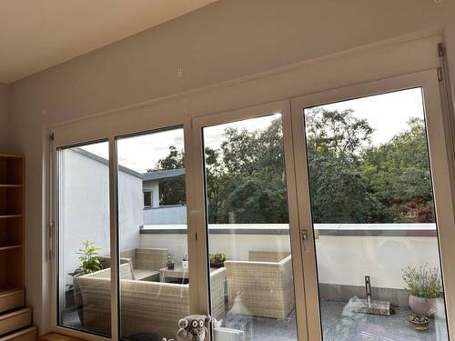 Blick auf die Terrasse - Investitionsobjekt - 285.000,00 EUR Kaufpreis, ca.  55,80 m² Wohnfläche