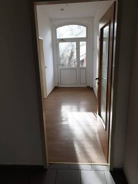 Flur-Balkontür.jpg - 3 Zimmer Etagenwohnung in Gotha