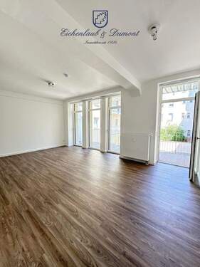 Wohn- und Essbereich - Sanierte 3-ZKB mit EBK am Beethovenplatz, perfekte City-Lage