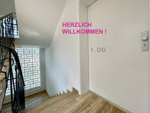 00_E4-WG-Ture.jpeg - 4 Zimmer Etagenwohnung zur Miete in Friedrichsdorf