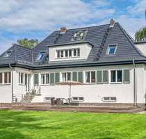 Architektenjuwel in Wassernähe: Wohnen auf ca. 1.800 m2 Traumgrundstück - Berlin Heiligensee