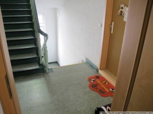 Treppenhaus - 1 Zimmer Etagenwohnung in Magdeburg