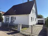 Haus Ansicht (2).jpeg - 6 Zimmer Einfamilienhaus in Günzburg