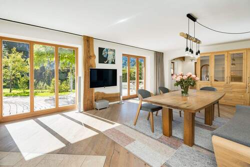 Die Natur immer im Blick - Einfamilienhaus mit 325,00 m² in Rottach-Egern zum Kaufen