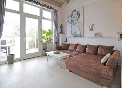 2. Wohnbereich mit Zugang zur Terrasse - 