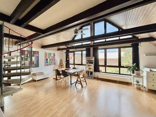 Wohnen/Essen im 1. Dachgeschoss - 