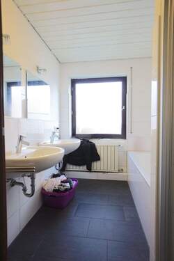 Bad im Obergeschoss - 