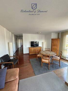 Wohn- und Esszimmer - 