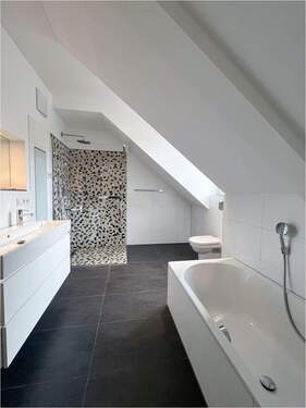 Peter Dondorf Immobilien - Badezimmer - 