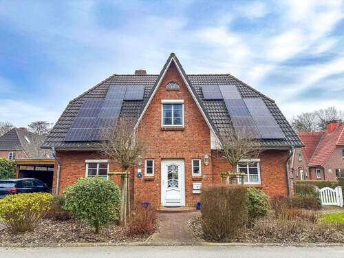 Außenansicht - Freistehendes Einfamilienhaus mit großem Carport in St.Peter-Ording, OT Böhl